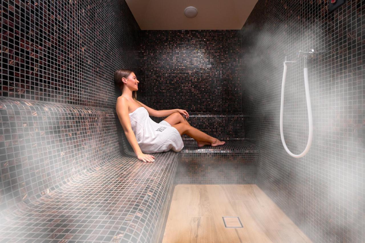 Time Boutique Hotel Split Bagian luar foto