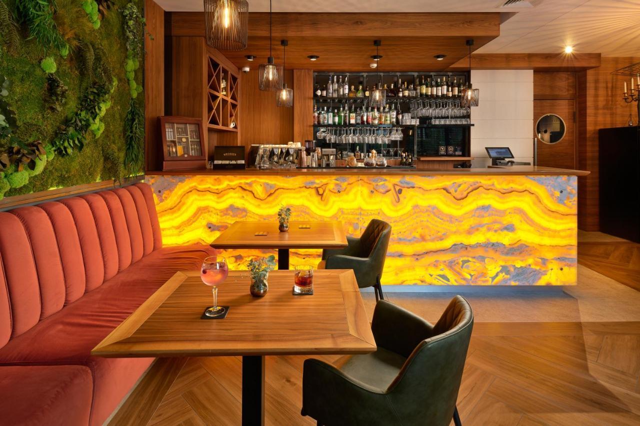 Time Boutique Hotel Split Bagian luar foto